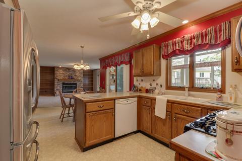 1515 Dover Rd, Bloomington, IL 61704 photo 16