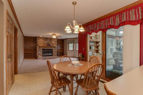 1515 Dover Rd, Bloomington, IL 61704 photo 5