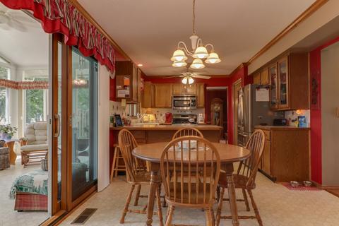 1515 Dover Rd, Bloomington, IL 61704 photo 9