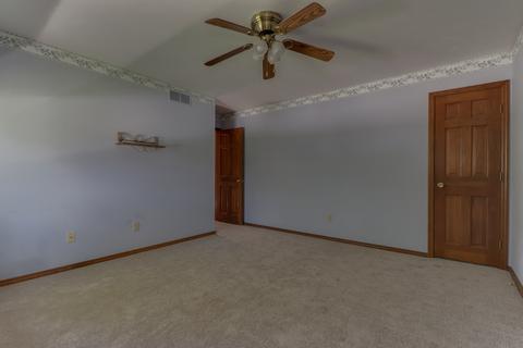 1515 Dover Rd, Bloomington, IL 61704 photo 29