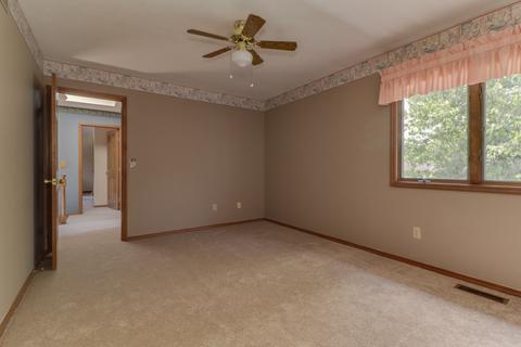 1515 Dover Rd, Bloomington, IL 61704 photo 31