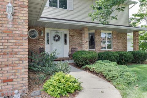 1515 Dover Rd, Bloomington, IL 61704 photo 3