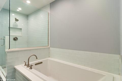 4 Burning Tree Rd, Rolling Meadows, IL 60008 photo 19