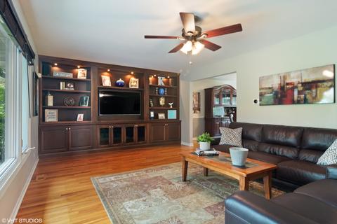4 Burning Tree Rd, Rolling Meadows, IL 60008 photo 14