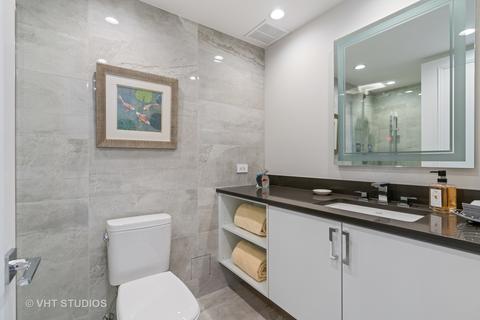 180 E Pearson St #6602, Chicago, IL 60611 photo 23