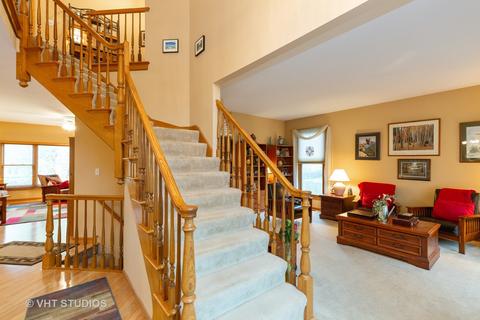 5 Cardiff Ct, Algonquin, IL 60102 photo 3