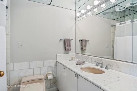 161 E Chicago Ave #30D, Chicago, IL 60611 photo 10
