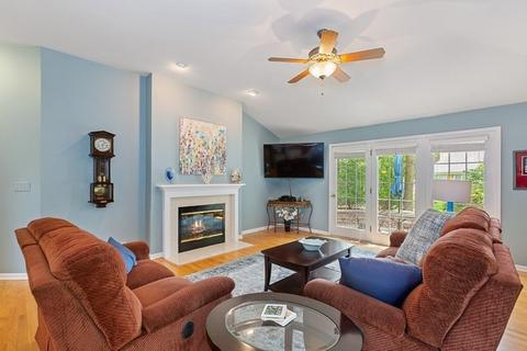 270 Cardiff Dr, Algonquin, IL 60102 photo 9