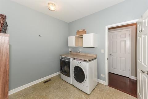 3129 Primrose St, Elgin, IL 60124 photo 8
