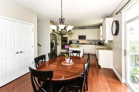 3129 Primrose St, Elgin, IL 60124 photo 4