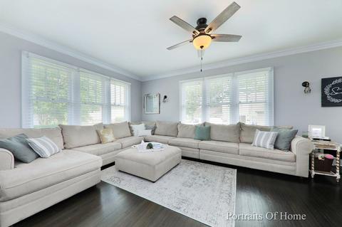 211 E 3rd St, East Dundee, IL 60118 photo 5