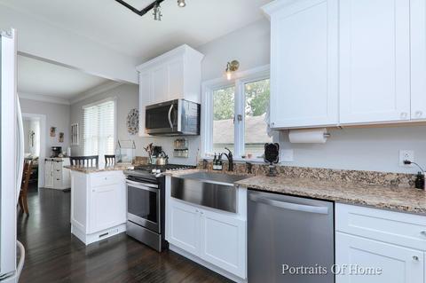 211 E 3rd St, East Dundee, IL 60118 photo 9
