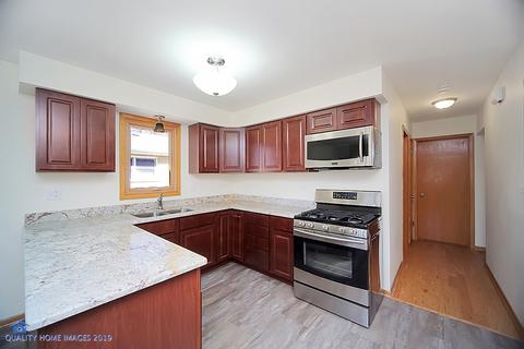 8532 S 78th Ave, Bridgeview, IL 60455 photo 10