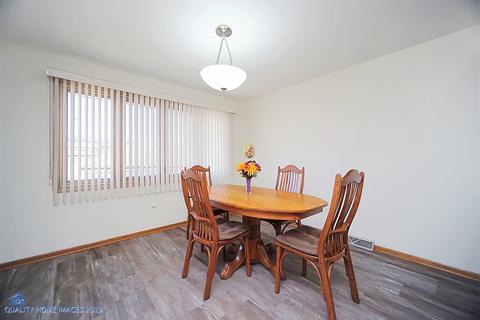 8532 S 78th Ave, Bridgeview, IL 60455 photo 13
