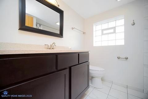 8532 S 78th Ave, Bridgeview, IL 60455 photo 20