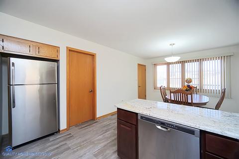 8532 S 78th Ave, Bridgeview, IL 60455 photo 12