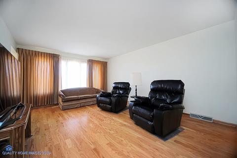 8532 S 78th Ave, Bridgeview, IL 60455 photo 3