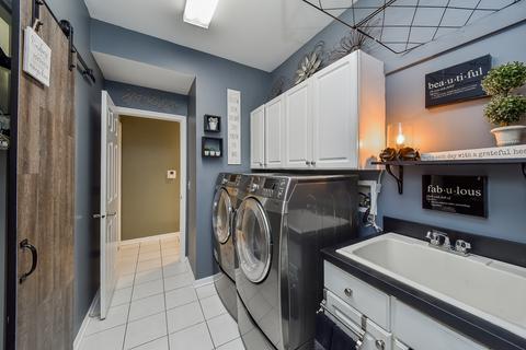 935 Burnham Ct, Aurora, IL 60502 photo 20