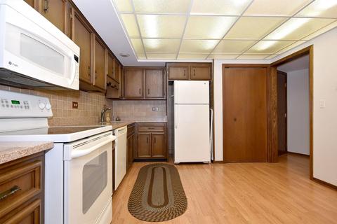 901 Center St #102, Des Plaines, IL 60016 photo 9