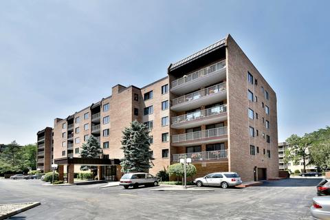 901 Center St #102, Des Plaines, IL 60016 photo 1