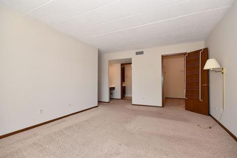 901 Center St #102, Des Plaines, IL 60016 photo 23