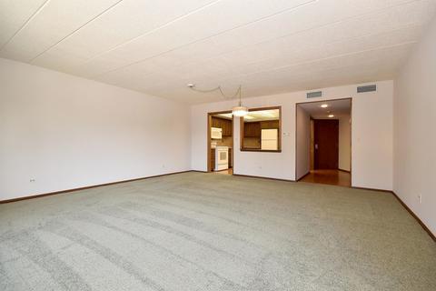 901 Center St #102, Des Plaines, IL 60016 photo 5