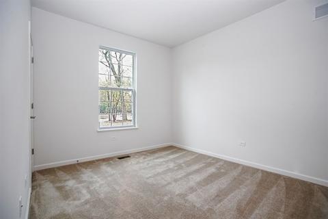 1900 Sheffield Dr, Hoffman Estates, IL 60192 photo 13