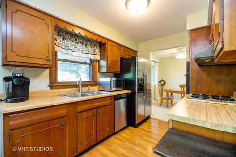 1766 Euclid Ave, Mount Prospect, IL 60056 photo 4