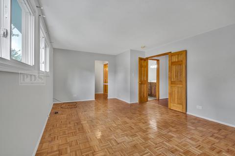 2108 S Hull Dr, Wheaton, IL 60189 photo 16
