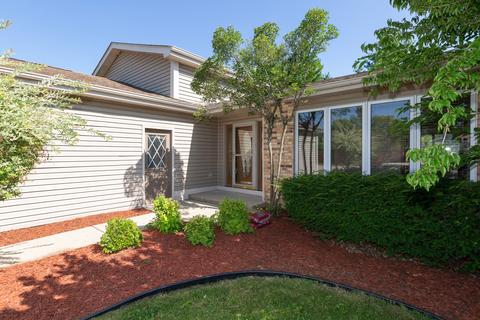 3513 W Bretons Dr, Mchenry, IL 60050 photo 1