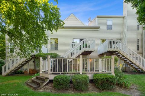 219 Half Moon Cir, Aurora, IL 60504 photo 15