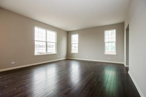 5757 Chatham Dr, Hoffman Estates, IL 60192 photo 7