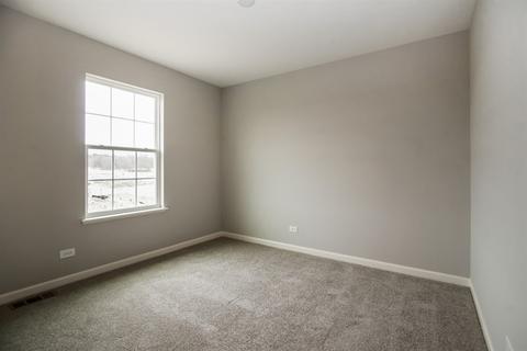 5757 Chatham Dr, Hoffman Estates, IL 60192 photo 11