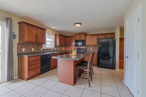 206 Springdale Ave, Bloomington, IL 61704 photo 3