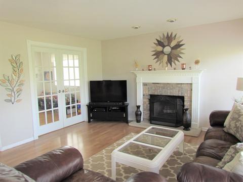 957 Tallgrass Dr, Bartlett, IL 60103 photo 9