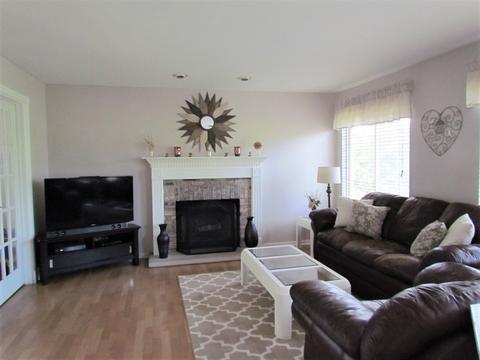 957 Tallgrass Dr, Bartlett, IL 60103 photo 8