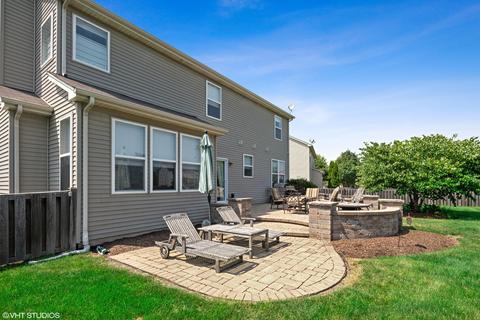2612 Lundquist Dr, Aurora, IL 60503 photo 17