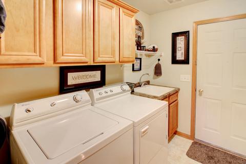 1424 Mackenzie Ln, Elgin, IL 60120 photo 22