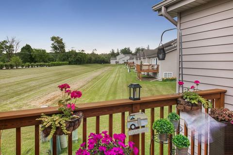 1424 Mackenzie Ln, Elgin, IL 60120 photo 25