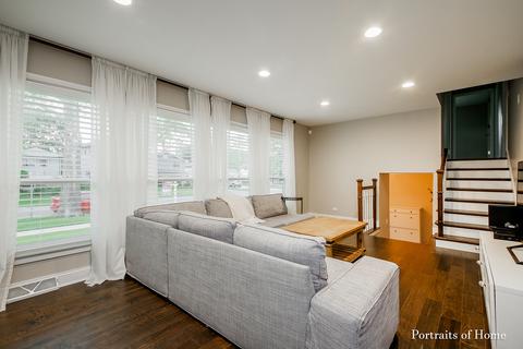 434 N 5th Ave, Des Plaines, IL 60016 photo 4