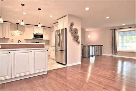 744 N Mavis Ln, Addison, IL 60101 photo 11