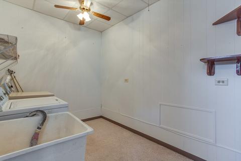 665 Illinois Blvd, Hoffman Estates, IL 60169 photo 18