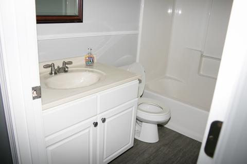 504 E Vine St, Le Roy, IL 61752 photo 13