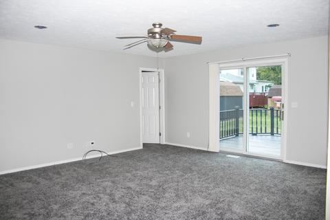504 E Vine St, Le Roy, IL 61752 photo 5