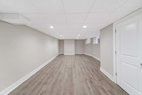 904 N Cross St, Wheaton, IL 60187 photo 27