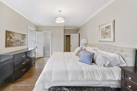 904 N Cross St, Wheaton, IL 60187 photo 15