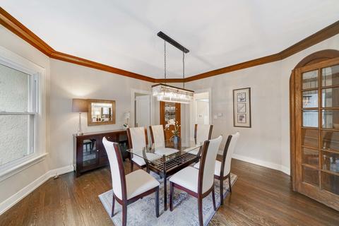 904 N Cross St, Wheaton, IL 60187 photo 11