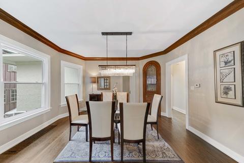 904 N Cross St, Wheaton, IL 60187 photo 10