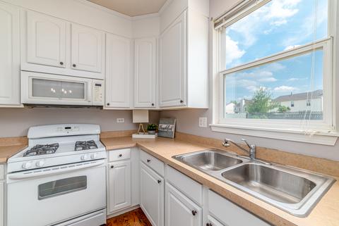 1115 Spinnaker St, Elgin, IL 60123 photo 7