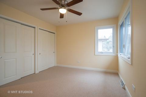 4405 Sycamore Ln, Rolling Meadows, IL 60008 photo 9